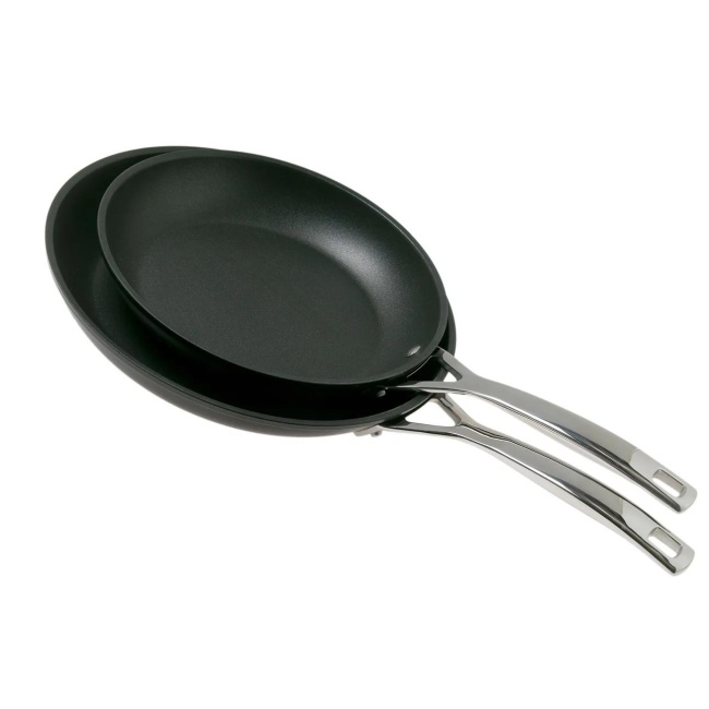 Set of 2 Pans 24 + 28cm