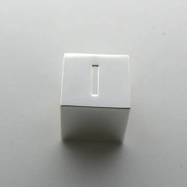 Cube Charm Letter I