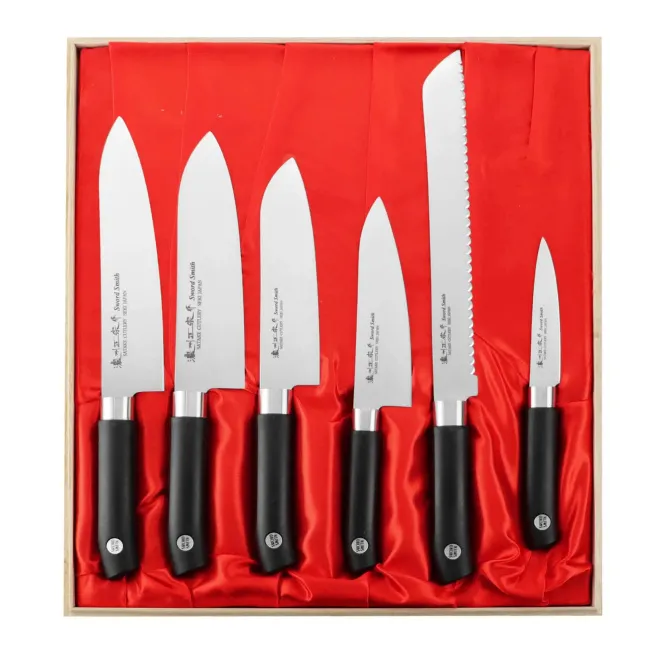 Set of 6 Sword Smith Knives in Wooden Box