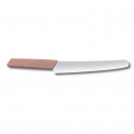 Nóż Swiss Modern 22cm ząbkowany różowy - 2