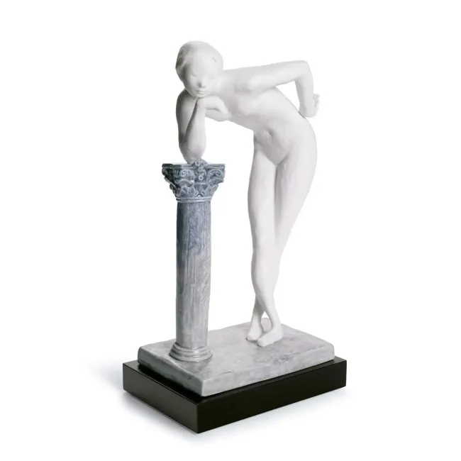 Figura A womans pose 31x17x10cm