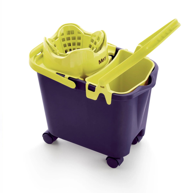 Rectangular bucket 14L with wringer and wheels
