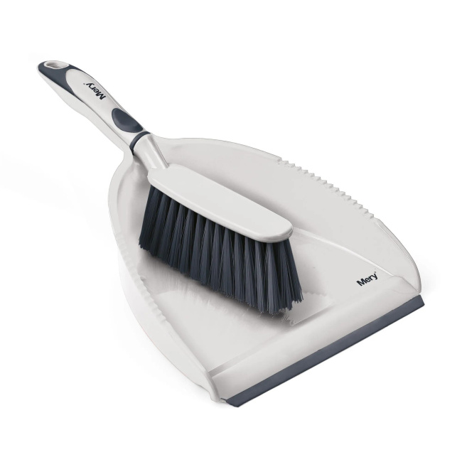 Dustpan and brush set