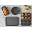 Set of 4 Baking Molds - 9