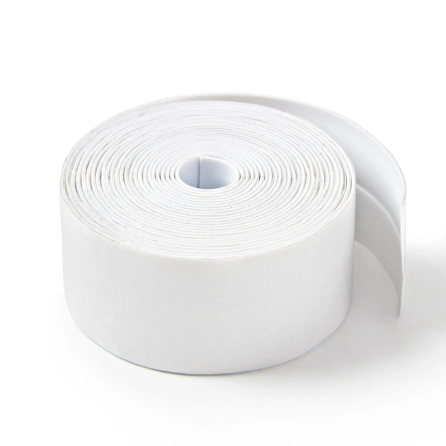 Sealing tape for the bathroom