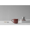 Mug with infuser Minima 380ml burgundy - 2