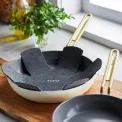 Stanley Tucci™ set of 2 frying pans 20cm and 26cm Off White - 8