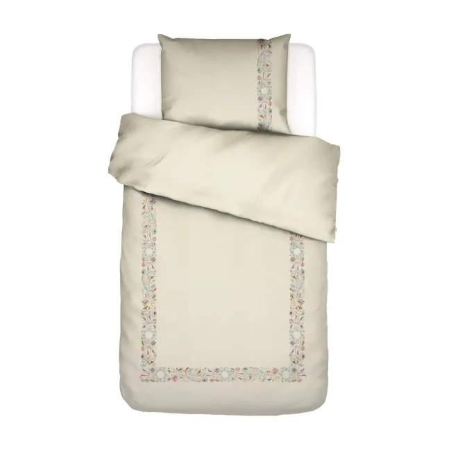 Veroniq bedding set 155x220cm with an 80x80cm pillowcase in vanilla color