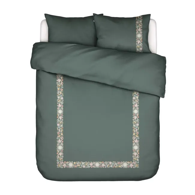 Veroniq bedding set 200x200cm with two 80x80cm pillowcases in green