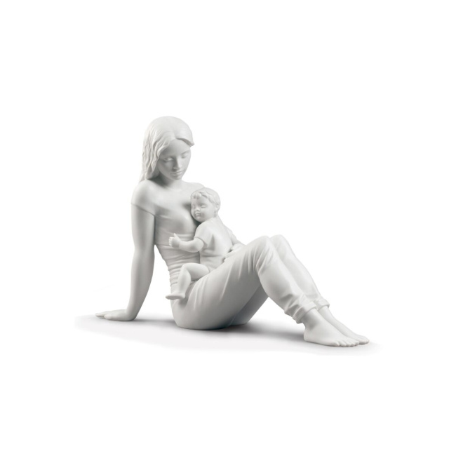 Maternal love figurine 36x25cm