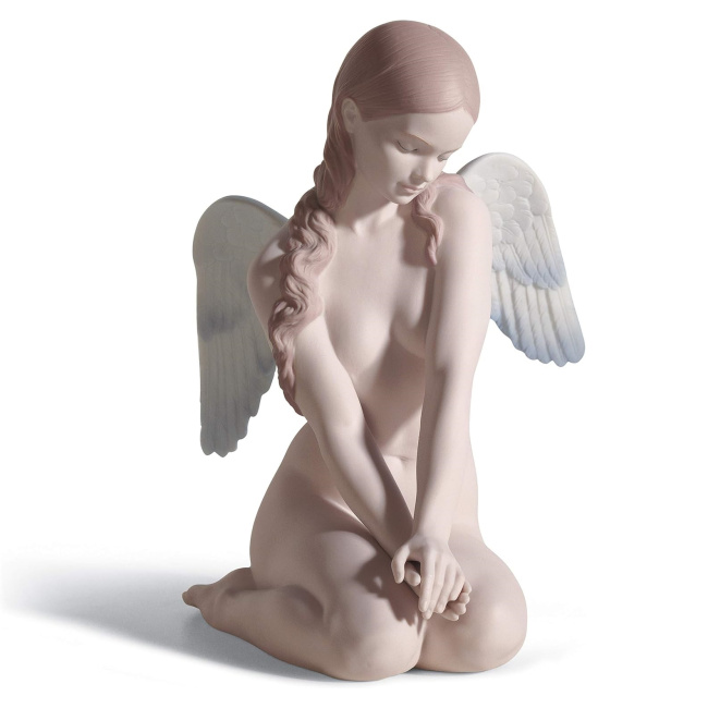 Figurine beautiful angel 20x14x18cm