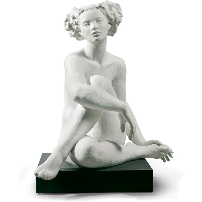 Figurine Essence of a Woman 