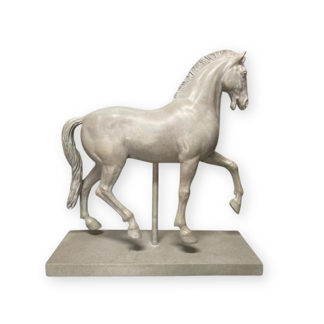 Dekoracja figurka koń 45.2x43.8x15.5cm