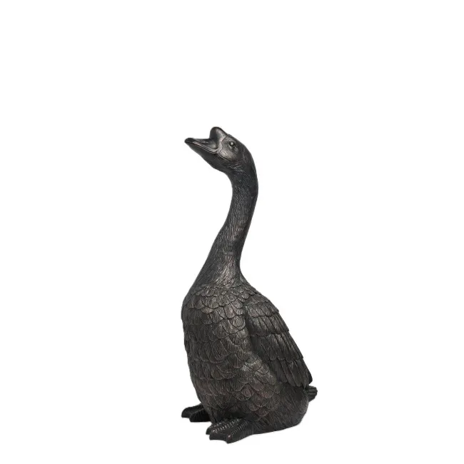 Figurka siedząca gęś 66,7x35x25,7cm czarna