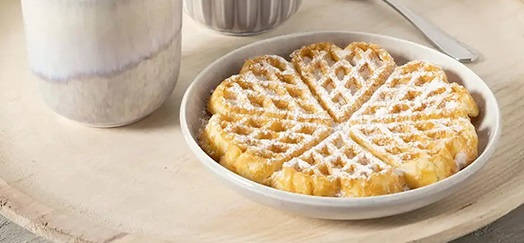 Akcesoria do gofrów – co warto mieć, aby zrobić idealne, chrupiące gofry w domu