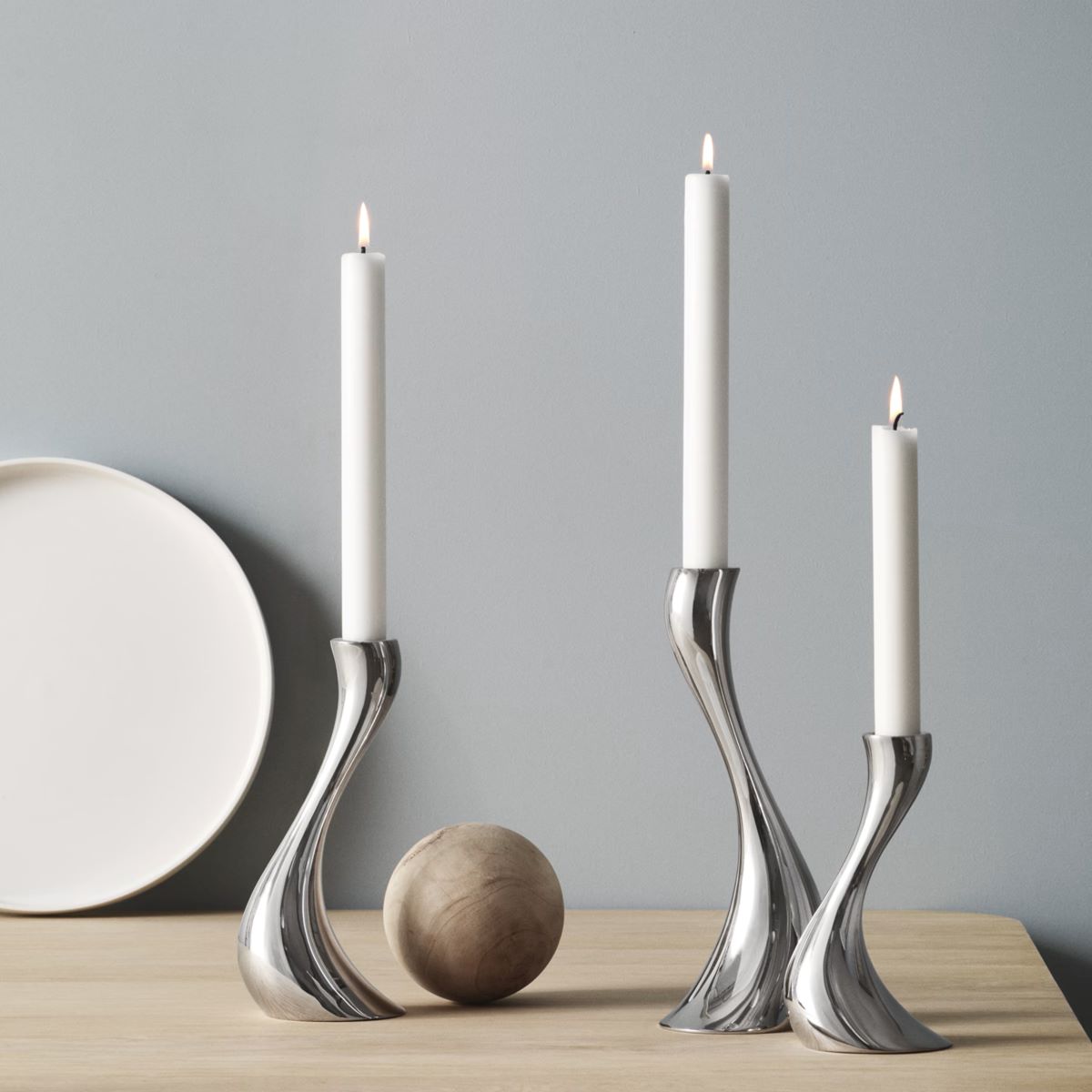 Georg-Jensen-Cobra-swiecznik